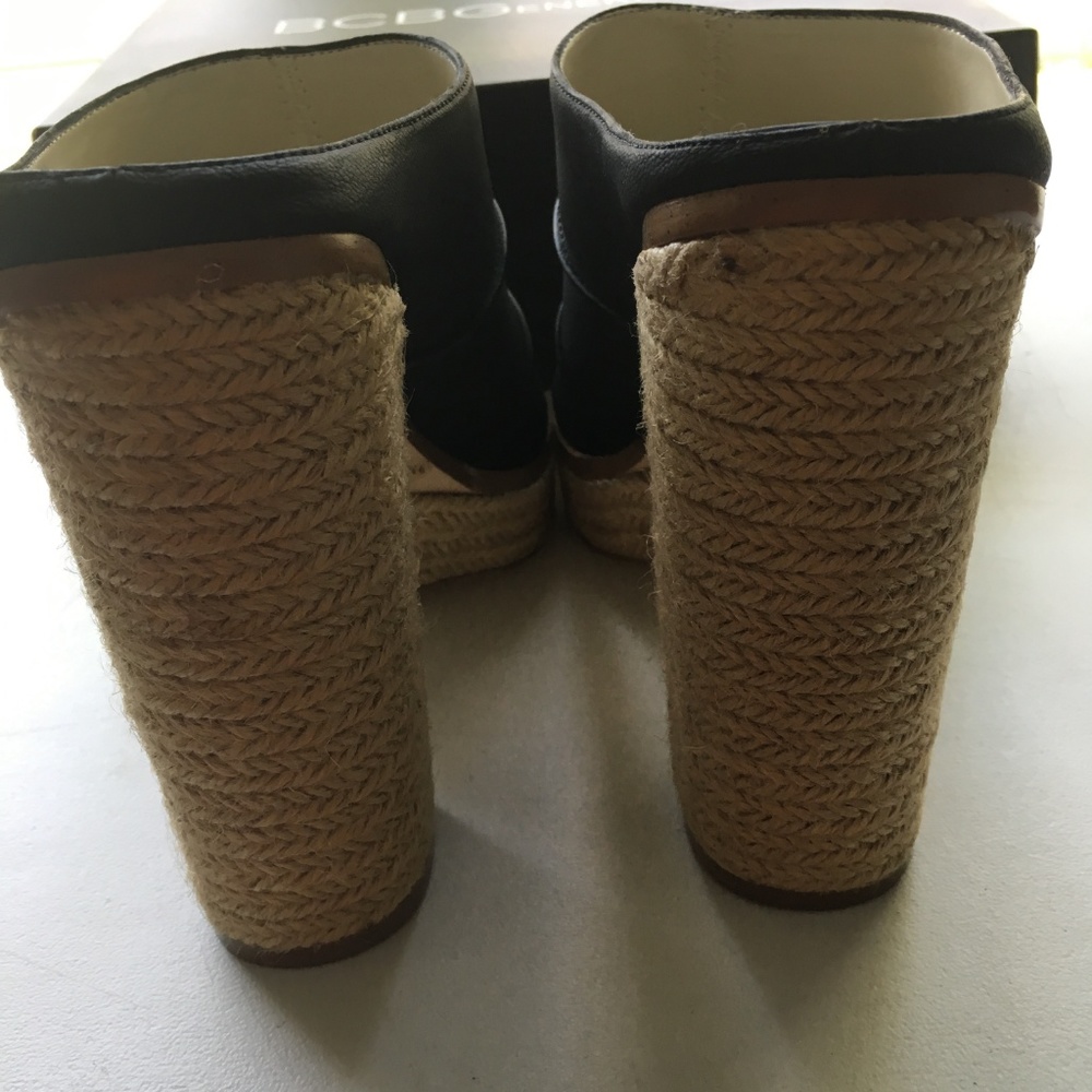 NWT BCBGENERATION CECELY PLATFORM SANDALS - Picture 4 of 7